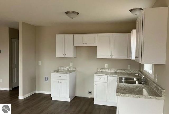 2715 Sawyer Road, Traverse City, MI 49685