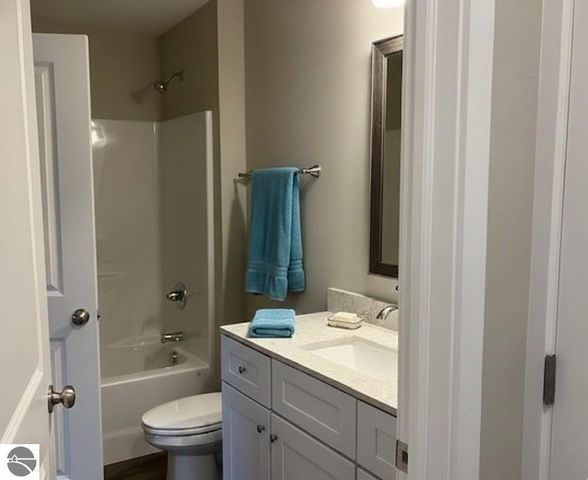 2715 Sawyer Road, Traverse City, MI 49685