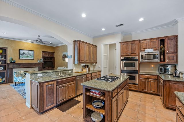 5308 Del Roy Drive, Dallas, TX 75229