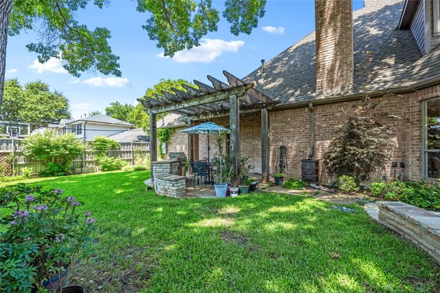 5308 Del Roy Drive, Dallas, TX 75229
