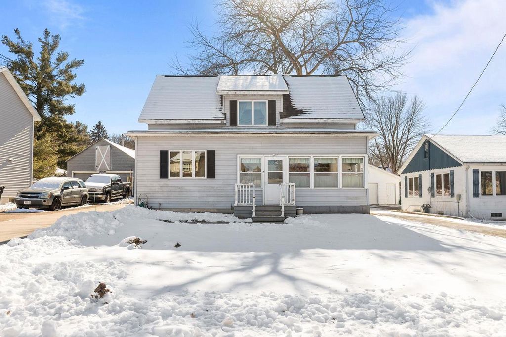 563 CLARK STREET, Manawa, WI 54949