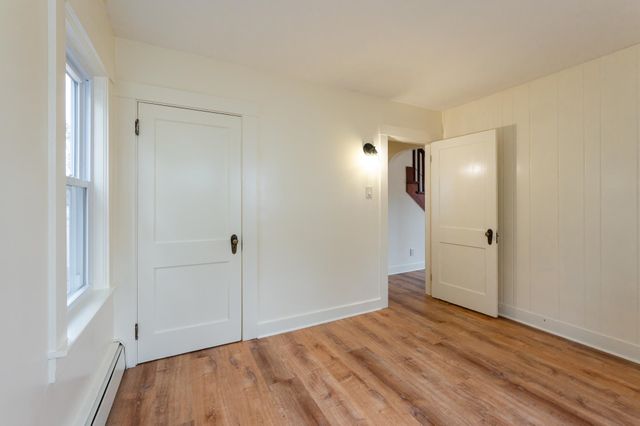 8 Laurel Street, Derry, NH 03038