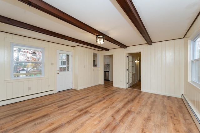 8 Laurel Street, Derry, NH 03038