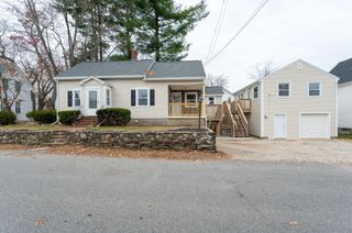 8 Laurel Street, Derry, NH 03038