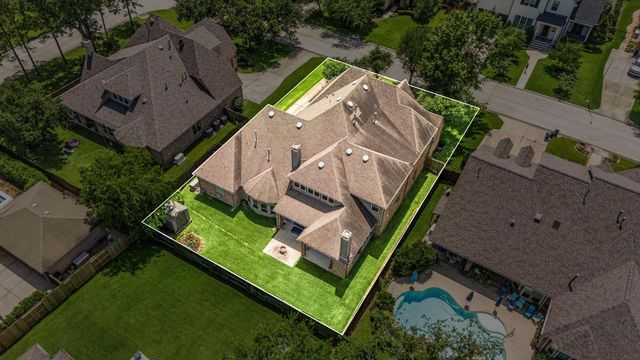 6019 Majestic Pines Drive, Houston, TX 77345