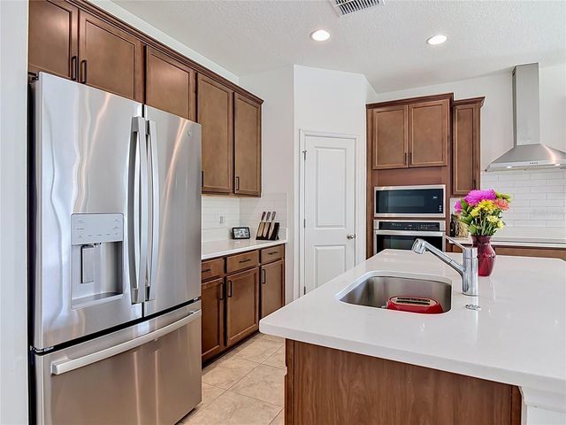 792 HYPERION DRIVE, Debary, FL 32713