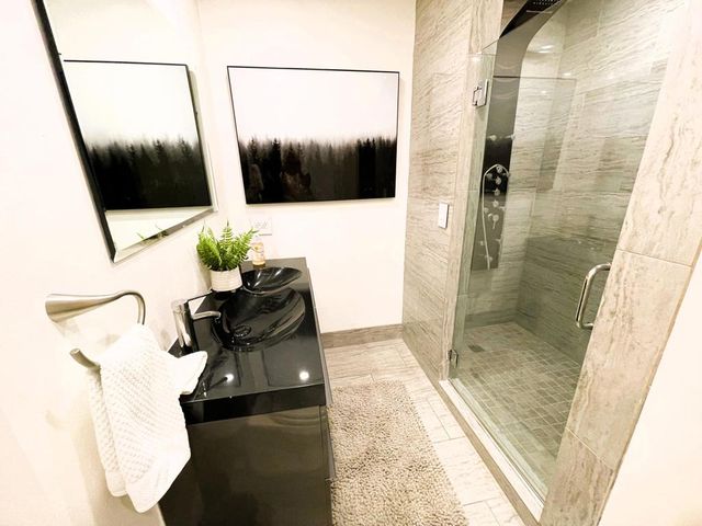5300 E Waverly Drive K14, Palm Springs, CA 92264