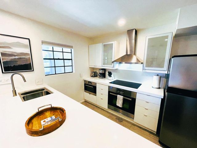 5300 E Waverly Drive K14, Palm Springs, CA 92264