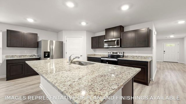 7978 CLOVE PASTURE DR E, Millington, TN 38053