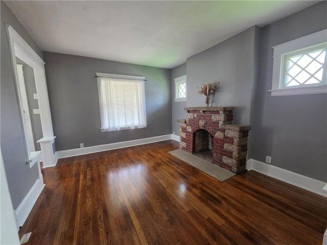 628 S Ash Avenue, Independence, MO 64053