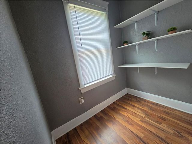 628 S Ash Avenue, Independence, MO 64053