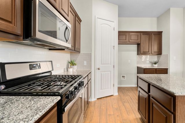 212 Blue Spruce WAY, Round Rock, TX 78664