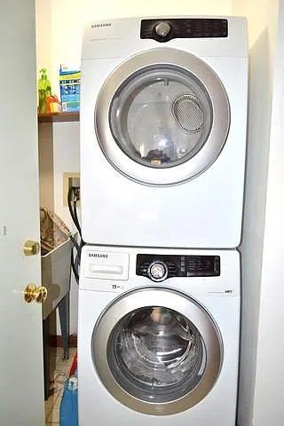 1246 Shawford Way, Elgin, IL 60120