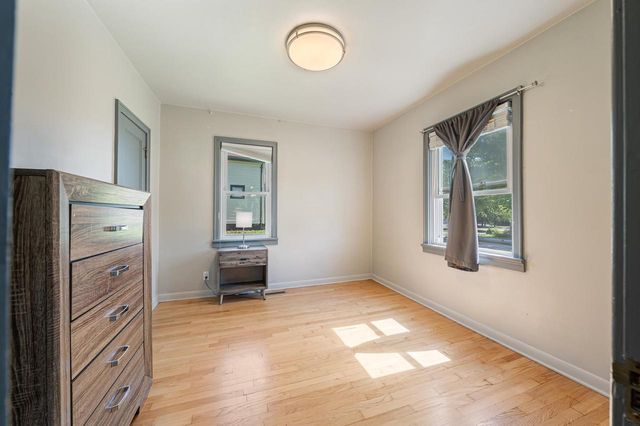 1406 S RIDGE ROAD, Green Bay, WI 54304