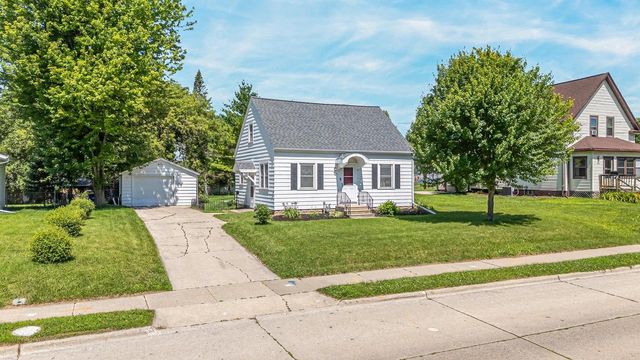 1406 S RIDGE ROAD, Green Bay, WI 54304