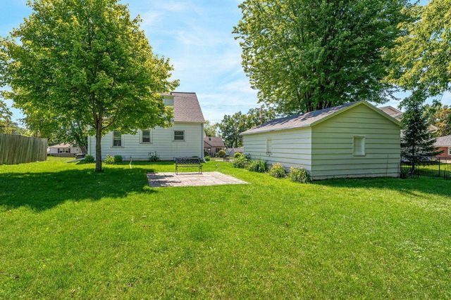 1406 S RIDGE ROAD, Green Bay, WI 54304