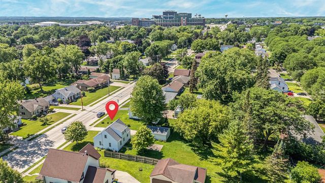 1406 S RIDGE ROAD, Green Bay, WI 54304