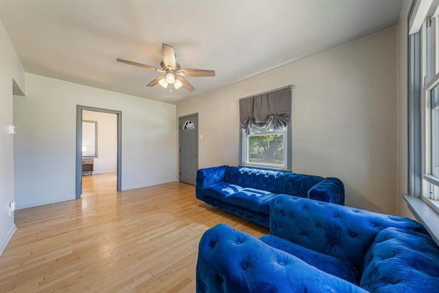 1406 S RIDGE ROAD, Green Bay, WI 54304