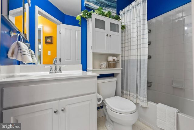 825 MCHENRY ST, Baltimore, MD 21230