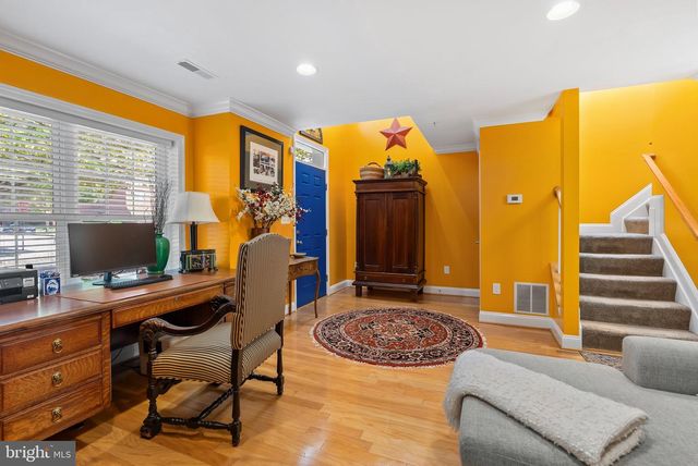 825 MCHENRY ST, Baltimore, MD 21230