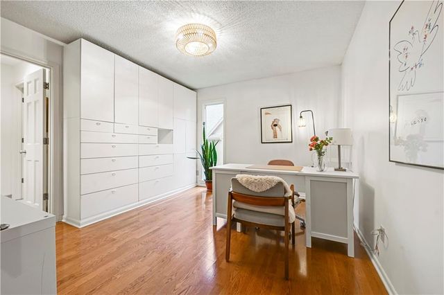 10169 Mackey Street, Overland Park, KS 66212