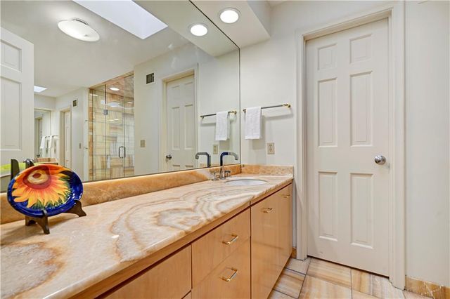 10169 Mackey Street, Overland Park, KS 66212