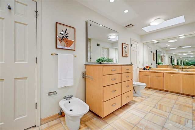 10169 Mackey Street, Overland Park, KS 66212