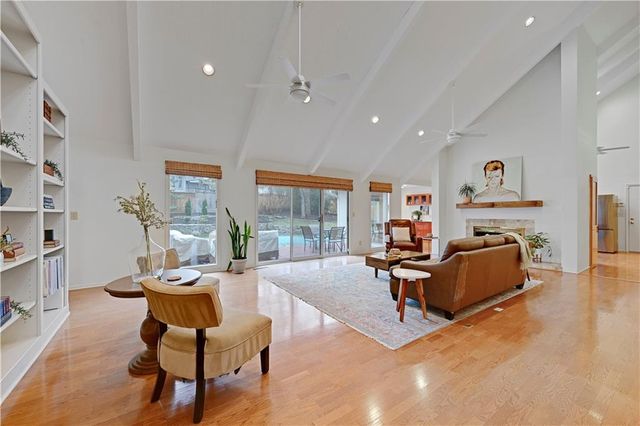 10169 Mackey Street, Overland Park, KS 66212