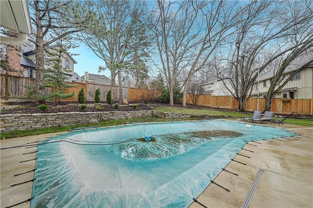 10169 Mackey Street, Overland Park, KS 66212