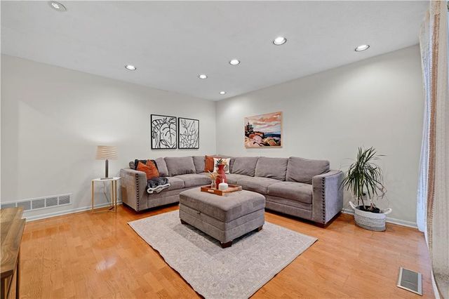 10169 Mackey Street, Overland Park, KS 66212