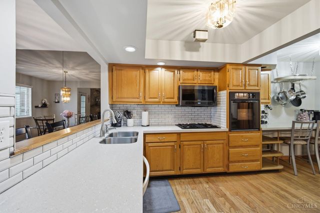 12150 Peak Drive, Cincinnati, OH 45246