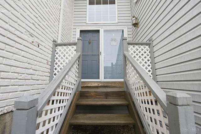 12150 Peak Drive, Cincinnati, OH 45246