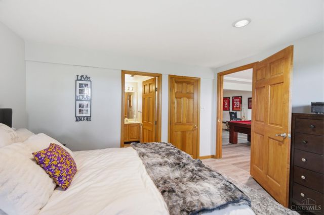 12150 Peak Drive, Cincinnati, OH 45246