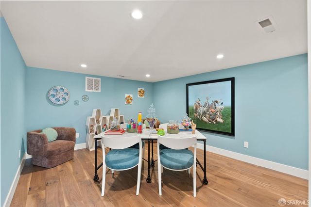 1571 37th Avenue, San Francisco, CA 94122