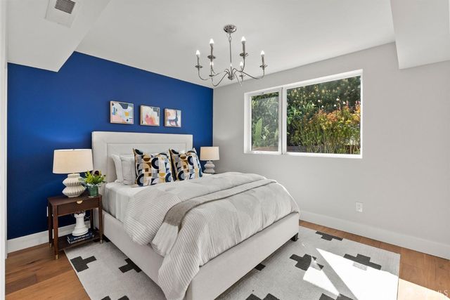 1571 37th Avenue, San Francisco, CA 94122