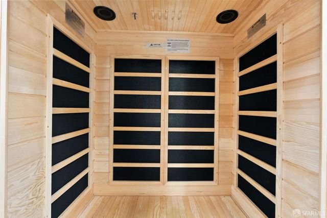 1571 37th Avenue, San Francisco, CA 94122