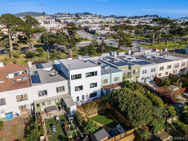1571 37th Avenue, San Francisco, CA 94122