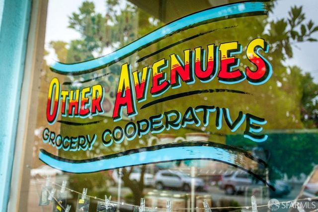 1571 37th Avenue, San Francisco, CA 94122