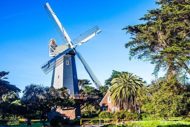 1571 37th Avenue, San Francisco, CA 94122