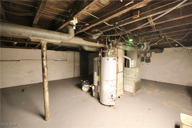 3485 W 54 Street W, Cleveland, OH 44102