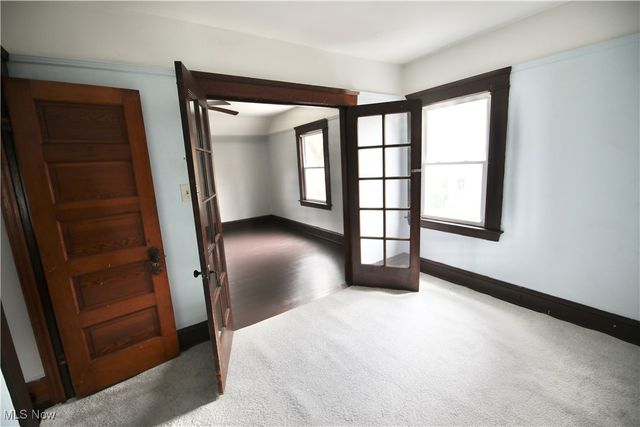 3485 W 54 Street W, Cleveland, OH 44102