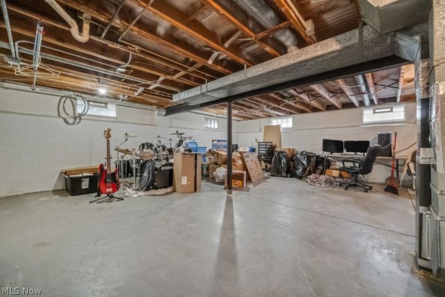 1555 Diana Drive, Brunswick, OH 44212