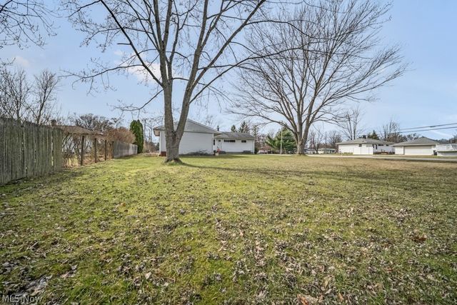 1555 Diana Drive, Brunswick, OH 44212