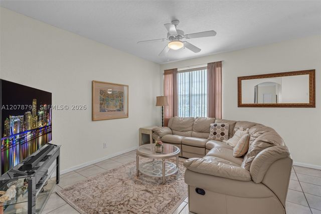 10588 NW 56th Dr, Coral Springs, FL 33076