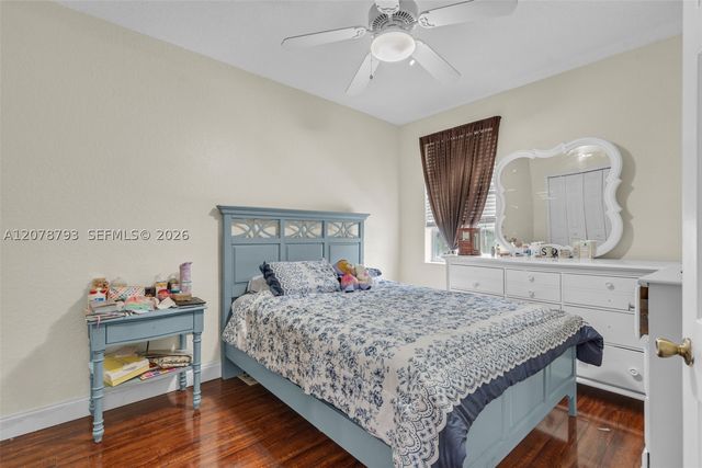 10588 NW 56th Dr, Coral Springs, FL 33076