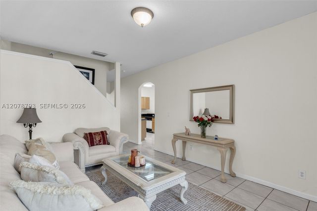10588 NW 56th Dr, Coral Springs, FL 33076