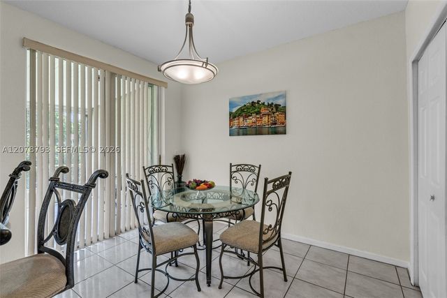10588 NW 56th Dr, Coral Springs, FL 33076