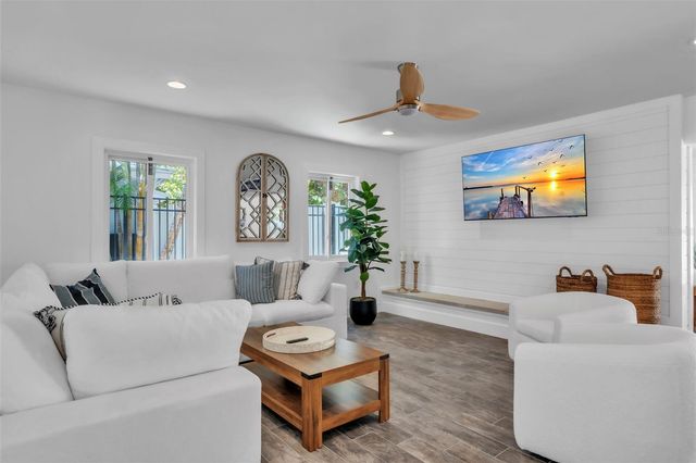 155 CRESCENT DRIVE, Anna Maria, FL 34216