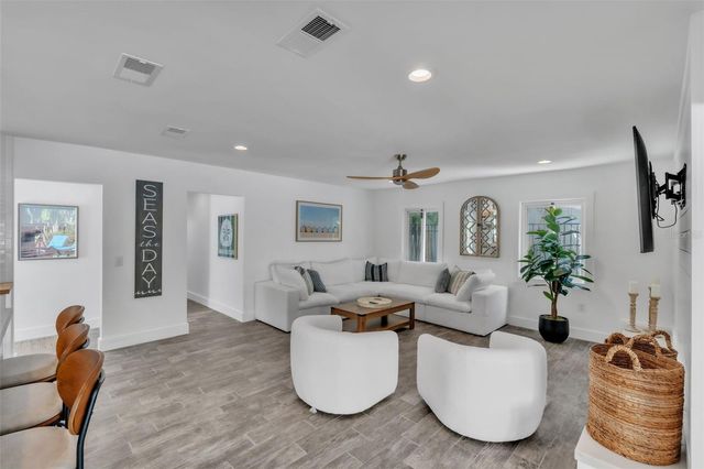 155 CRESCENT DRIVE, Anna Maria, FL 34216