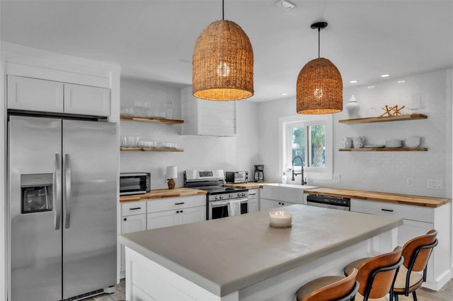 155 CRESCENT DRIVE, Anna Maria, FL 34216